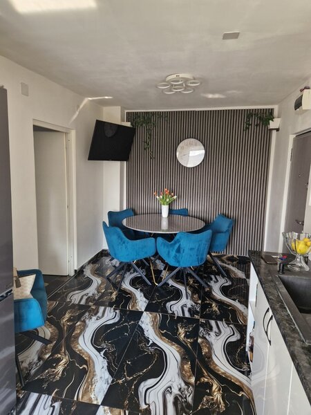 Doamna Ghica, Terasa